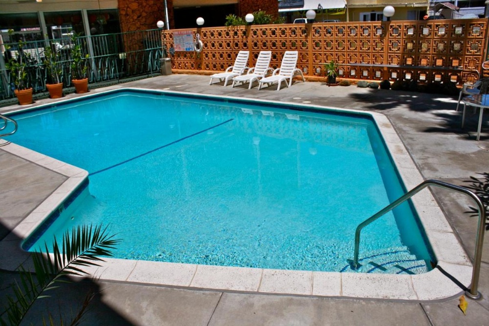 Royal Century Hotel at LAX